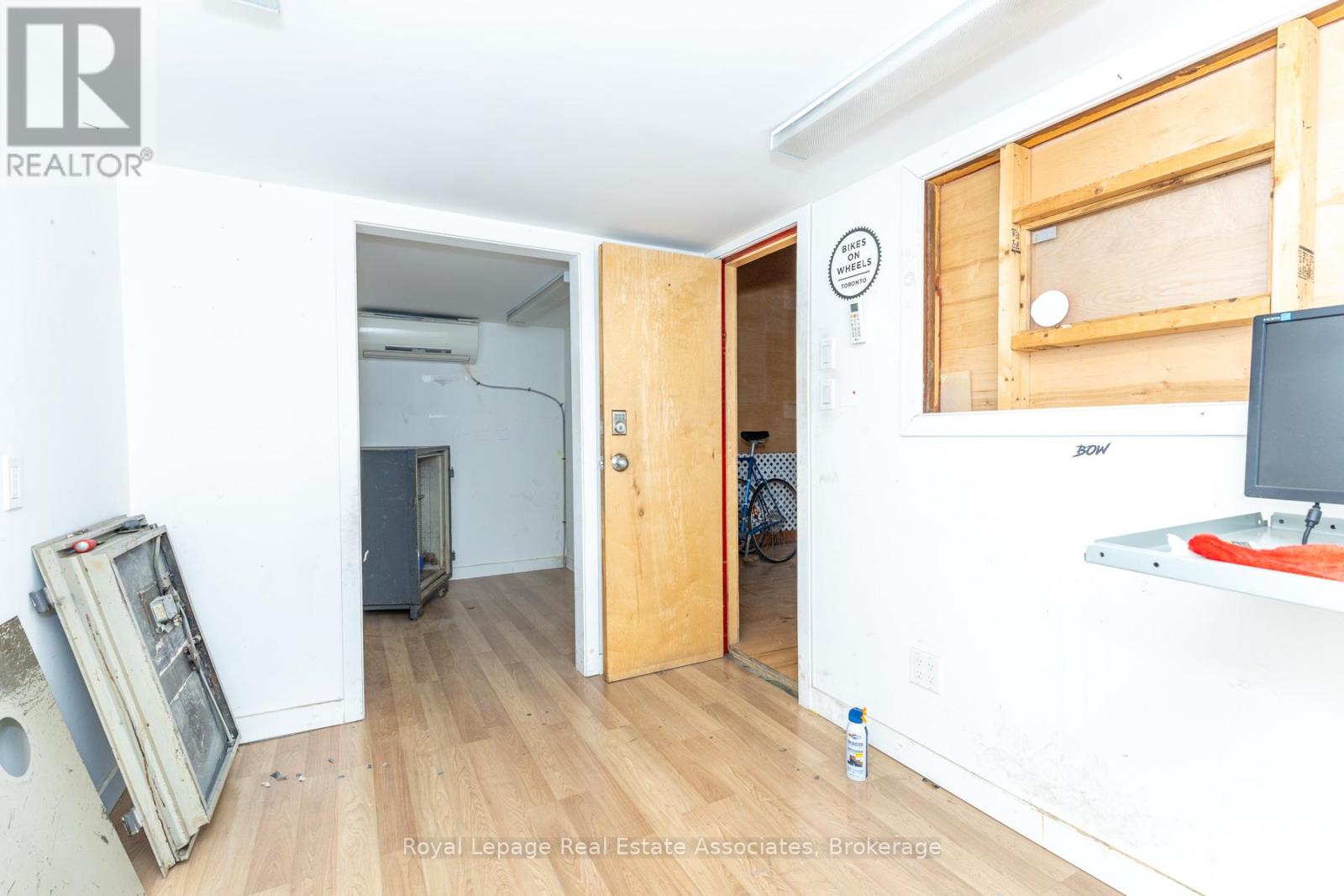 309 Augusta Avenue, Toronto, Ontario  M5T 2M2 - Photo 16 - C12971852