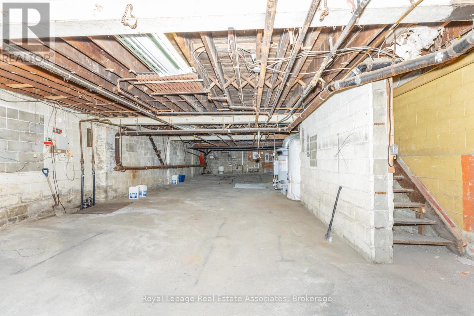 309 Augusta Avenue, Toronto, Ontario  M5T 2M2 - Photo 22 - C12971852