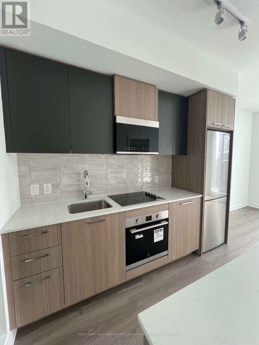 813 - 30 Dreamers Way, Toronto, Ontario  M5A 0Y7 - Photo 2 - C12971916