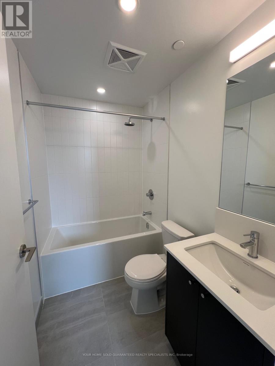 813 - 30 Dreamers Way, Toronto, Ontario  M5A 0Y7 - Photo 6 - C12971916