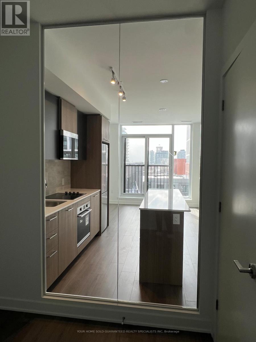 813 - 30 Dreamers Way, Toronto, Ontario  M5A 0Y7 - Photo 8 - C12971916