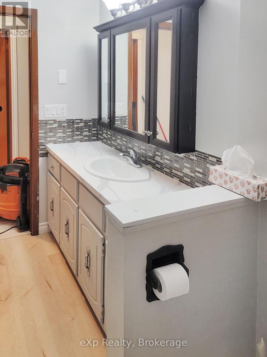 920 5th Avenue E, Owen Sound, Ontario  N4K 2S2 - Photo 25 - X12854800