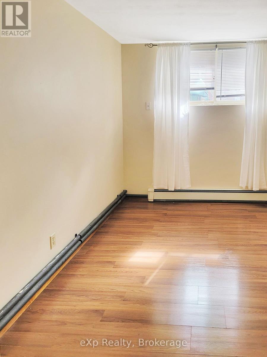 920 5th Avenue E, Owen Sound, Ontario  N4K 2S2 - Photo 32 - X12854800