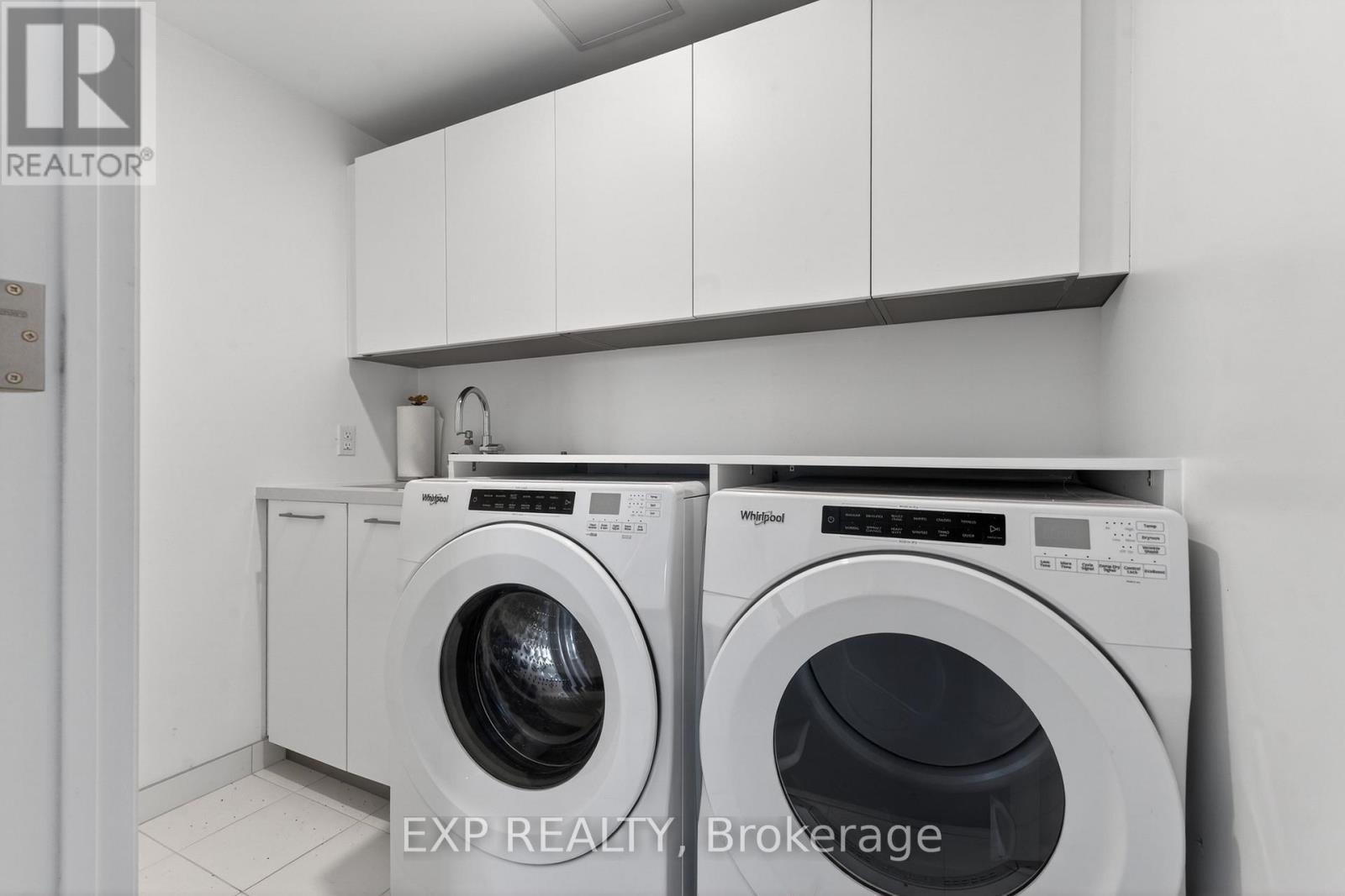 1305 - 33 Frederick Todd Way, Toronto, Ontario  M4G 0C9 - Photo 19 - C12813458