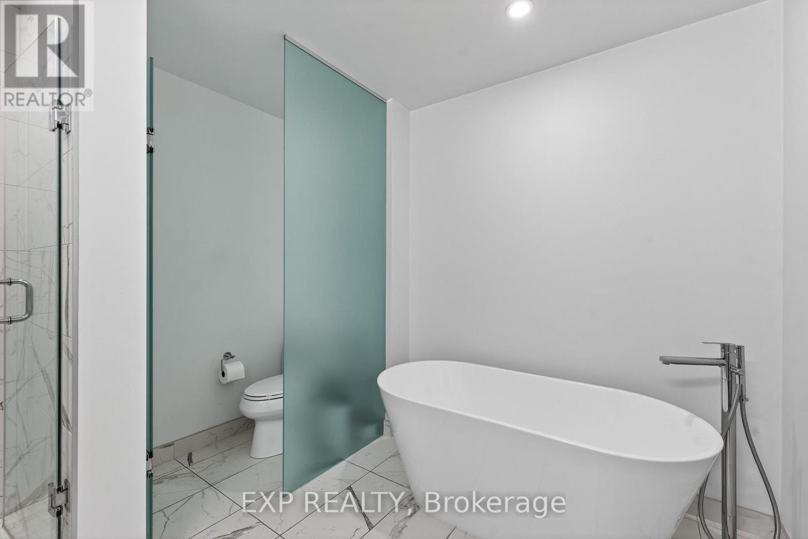 1305 - 33 Frederick Todd Way, Toronto, Ontario  M4G 0C9 - Photo 24 - C12813458