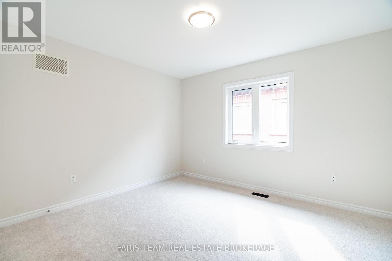 1559 Farrow Crescent, Innisfil, Ontario  L9S 0L6 - Photo 32 - N12942938