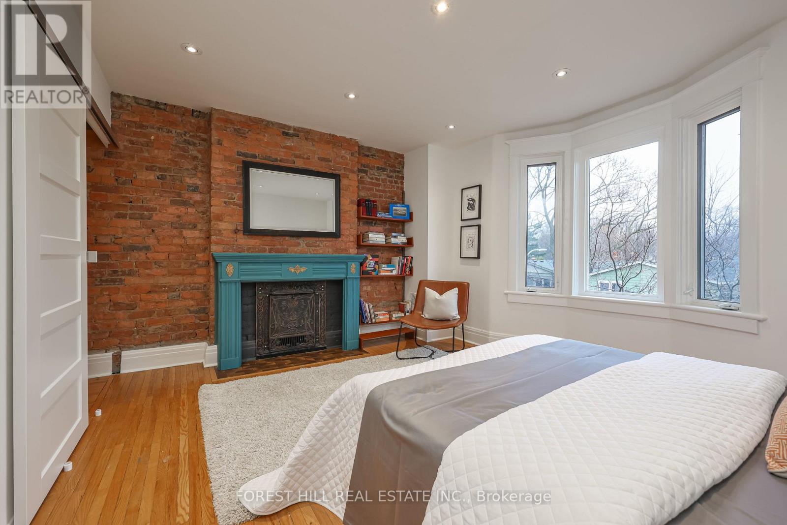 68 Sparkhall Avenue, Toronto, Ontario  M4K 1G6 - Photo 18 - E12971830