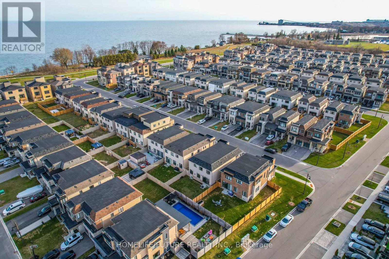 47 Clipper Lane, Clarington, Ontario  L1C 4B1 - Photo 4 - E12971836