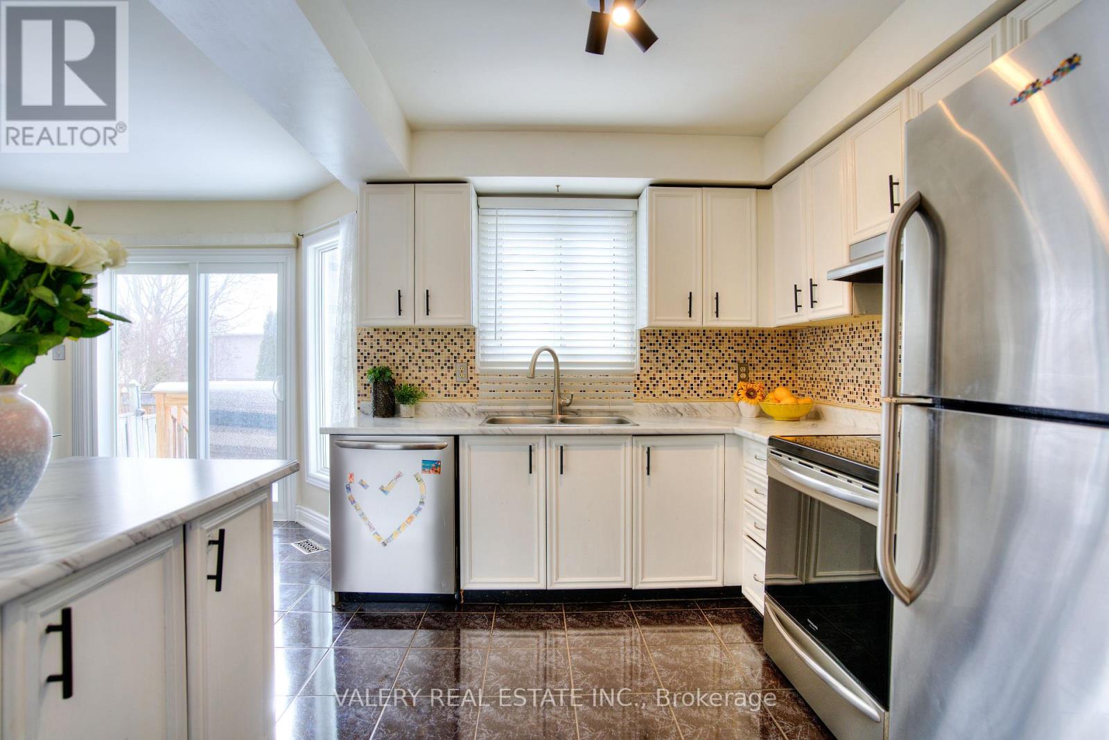 848 Attersley Dr Drive, Oshawa, Ontario  L1K 1T9 - Photo 33 - E12971870