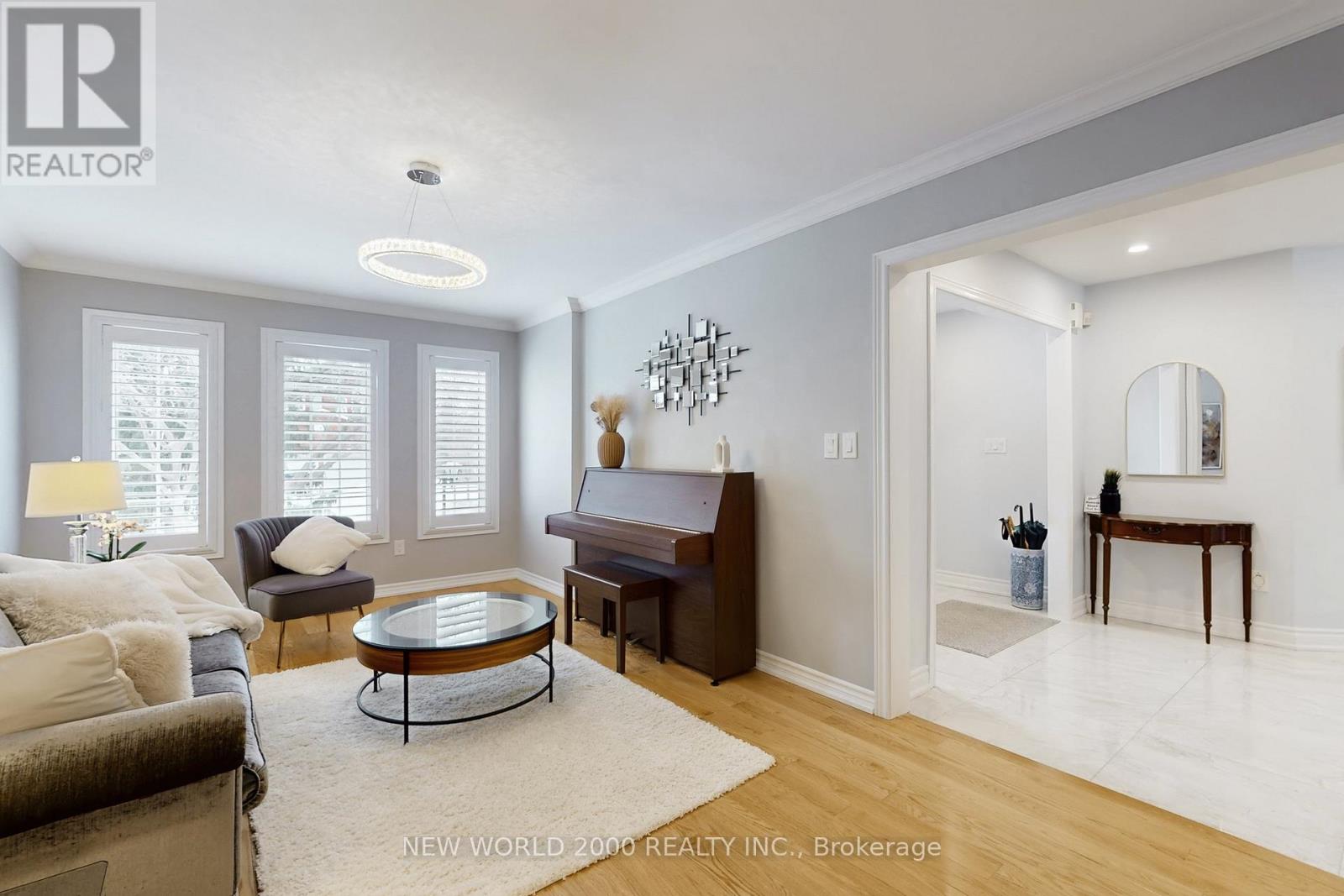 7 Finnegan Place, Whitby, Ontario  L1R 2G2 - Photo 4 - E12971914