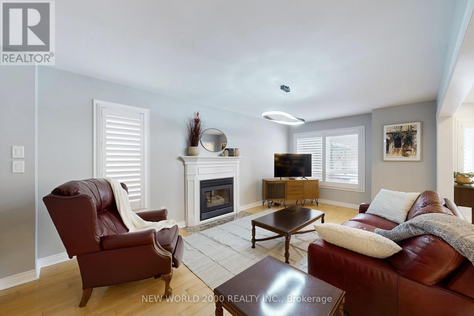 7 Finnegan Place, Whitby, Ontario  L1R 2G2 - Photo 8 - E12971914