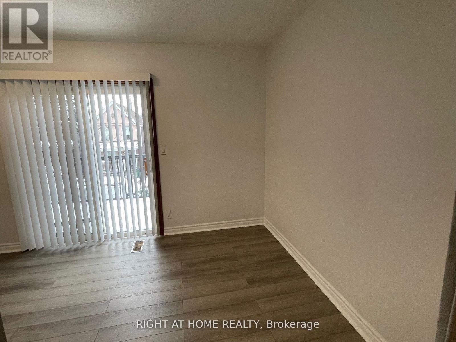 2nd Floor - 31 Hallam Street, Toronto, Ontario  M6G 1W1 - Photo 7 - W12957020