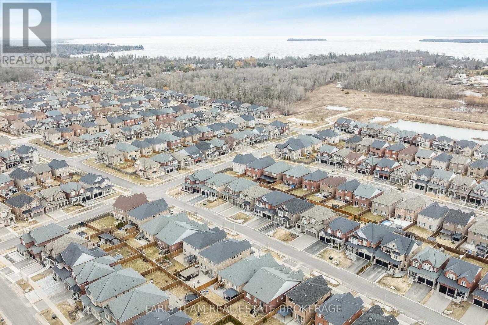 1559 Farrow Crescent, Innisfil, Ontario  L9S 0L6 - Photo 47 - N12942938