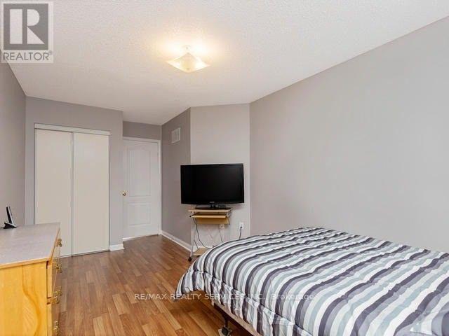 32 Silo (Upper) Court, Brampton, Ontario  L6X 4S4 - Photo 10 - W12971292