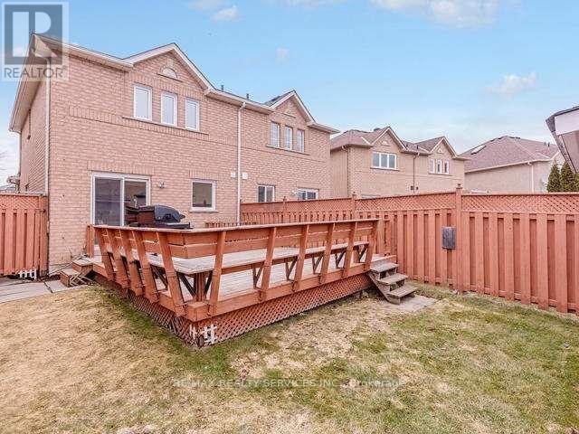 32 Silo (Upper) Court, Brampton, Ontario  L6X 4S4 - Photo 20 - W12971292
