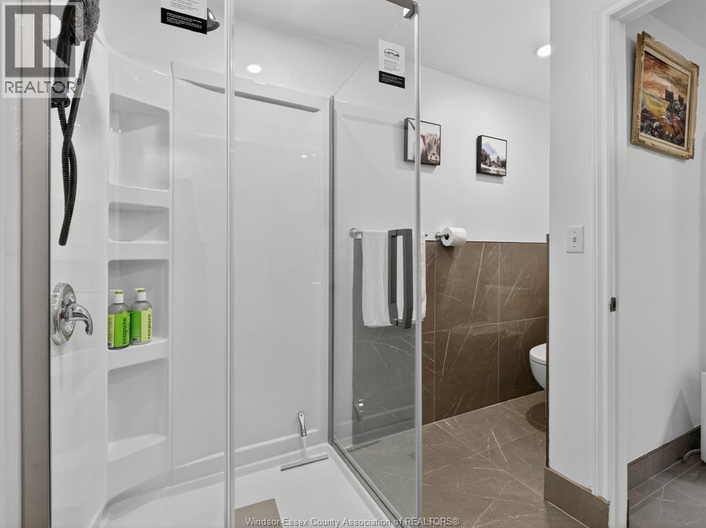 6860 Matchette Road, Lasalle, Ontario  N9J 3H7 - Photo 30 - 26007488