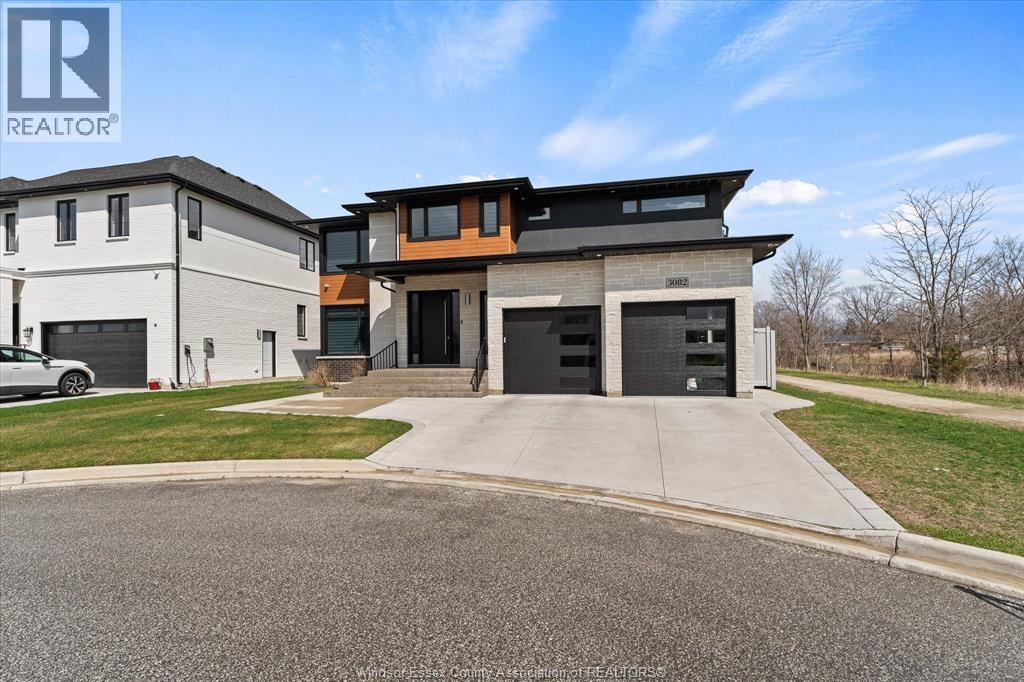 3082 Betts Avenue, Windsor, Ontario  N9B 3L5 - Photo 3 - 26007487