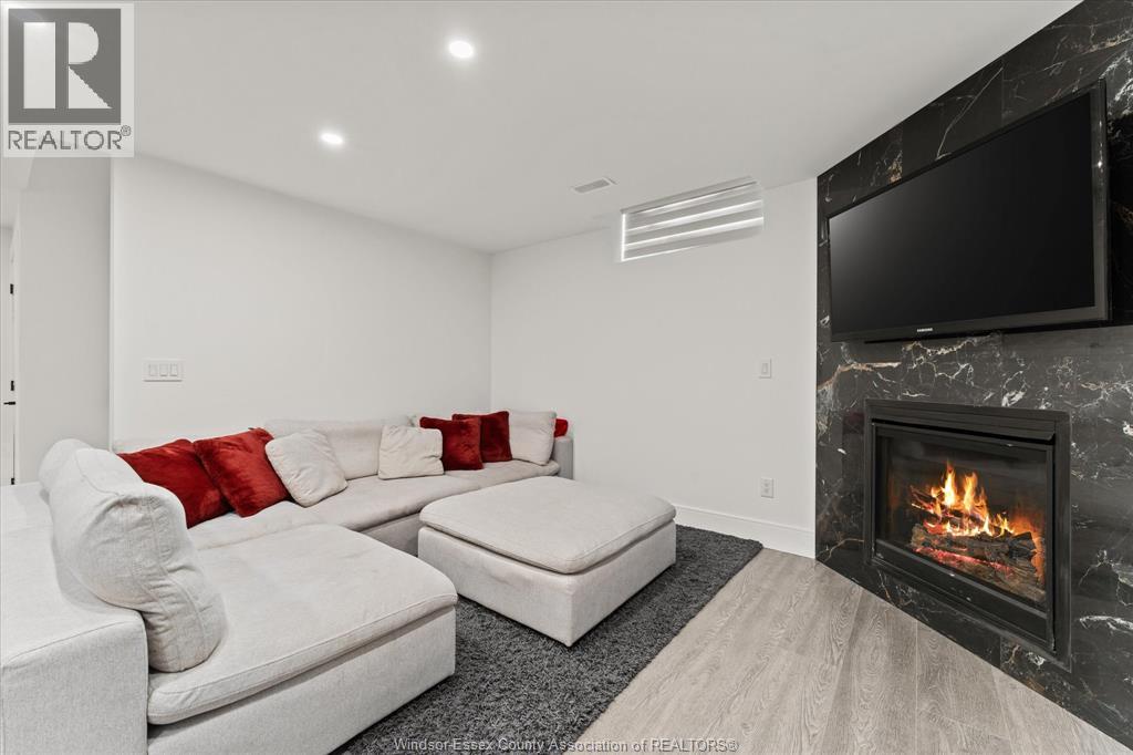 3082 Betts Avenue, Windsor, Ontario  N9B 3L5 - Photo 30 - 26007487