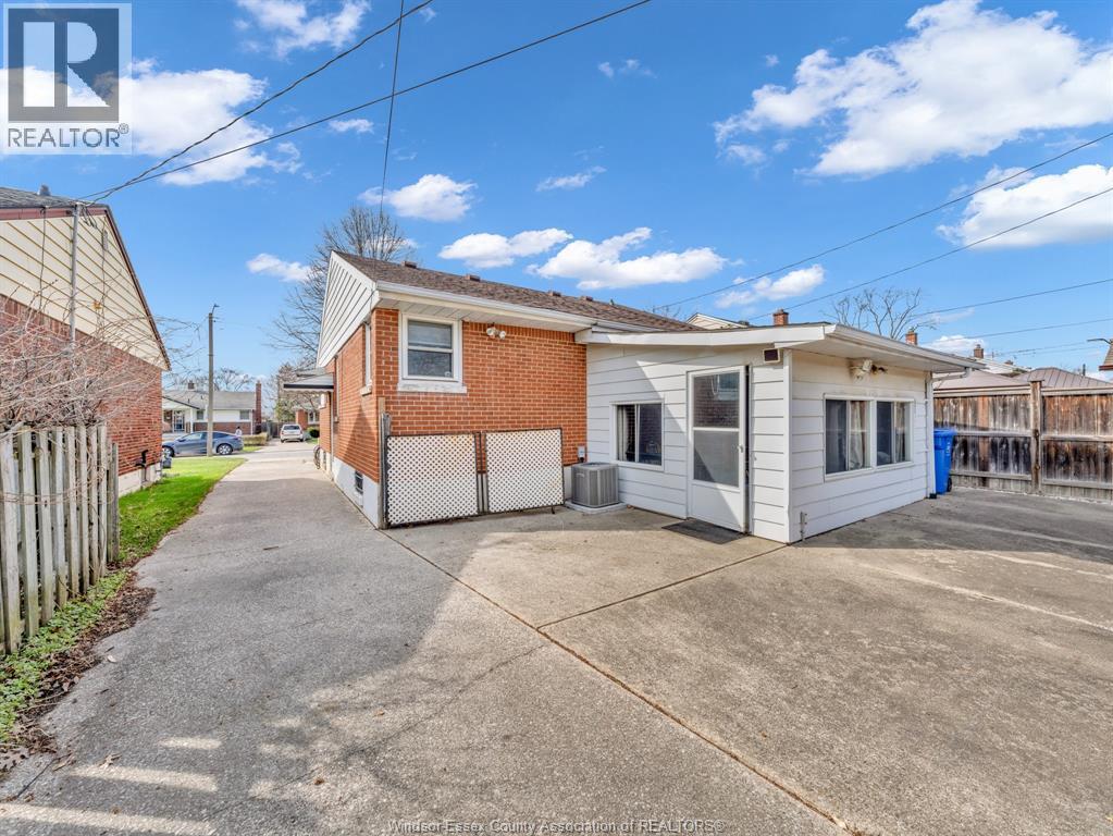 3891 Vaughan Street, Windsor, Ontario  N9C 1Z6 - Photo 34 - 26007480