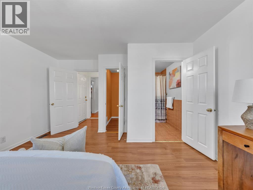 948 Marentette Avenue, Windsor, Ontario  N9A 2A3 - Photo 10 - 26007128