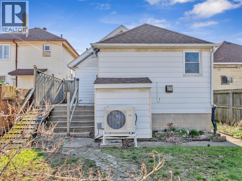 948 Marentette Avenue, Windsor, Ontario  N9A 2A3 - Photo 24 - 26007128