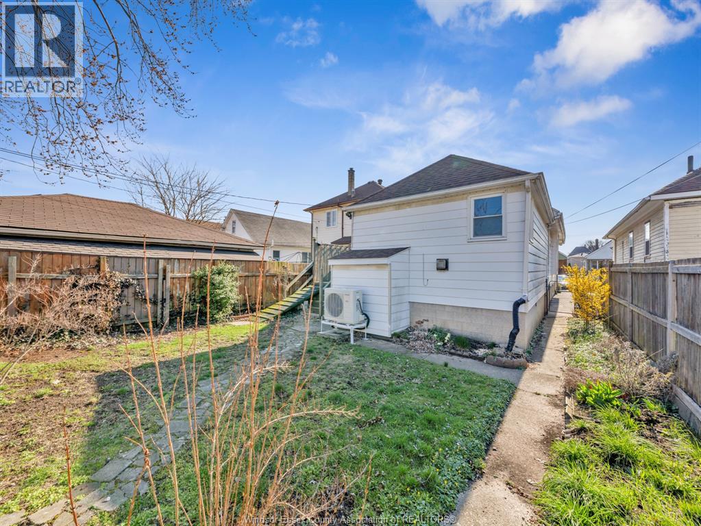 948 Marentette Avenue, Windsor, Ontario  N9A 2A3 - Photo 27 - 26007128