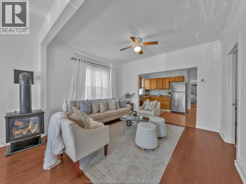 948 Marentette Avenue, Windsor, Ontario  N9A 2A3 - Photo 7 - 26007128