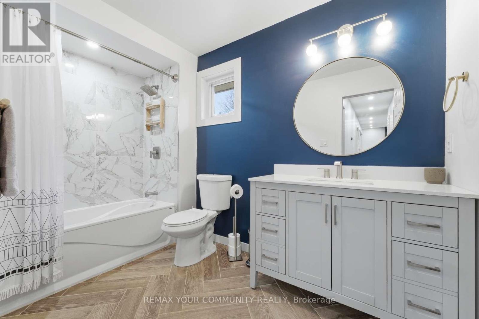 17 Fox Run Lane, Bradford West Gwillimbury (Bradford), Ontario L3Z 2J1 - Photo 17 - N12971786