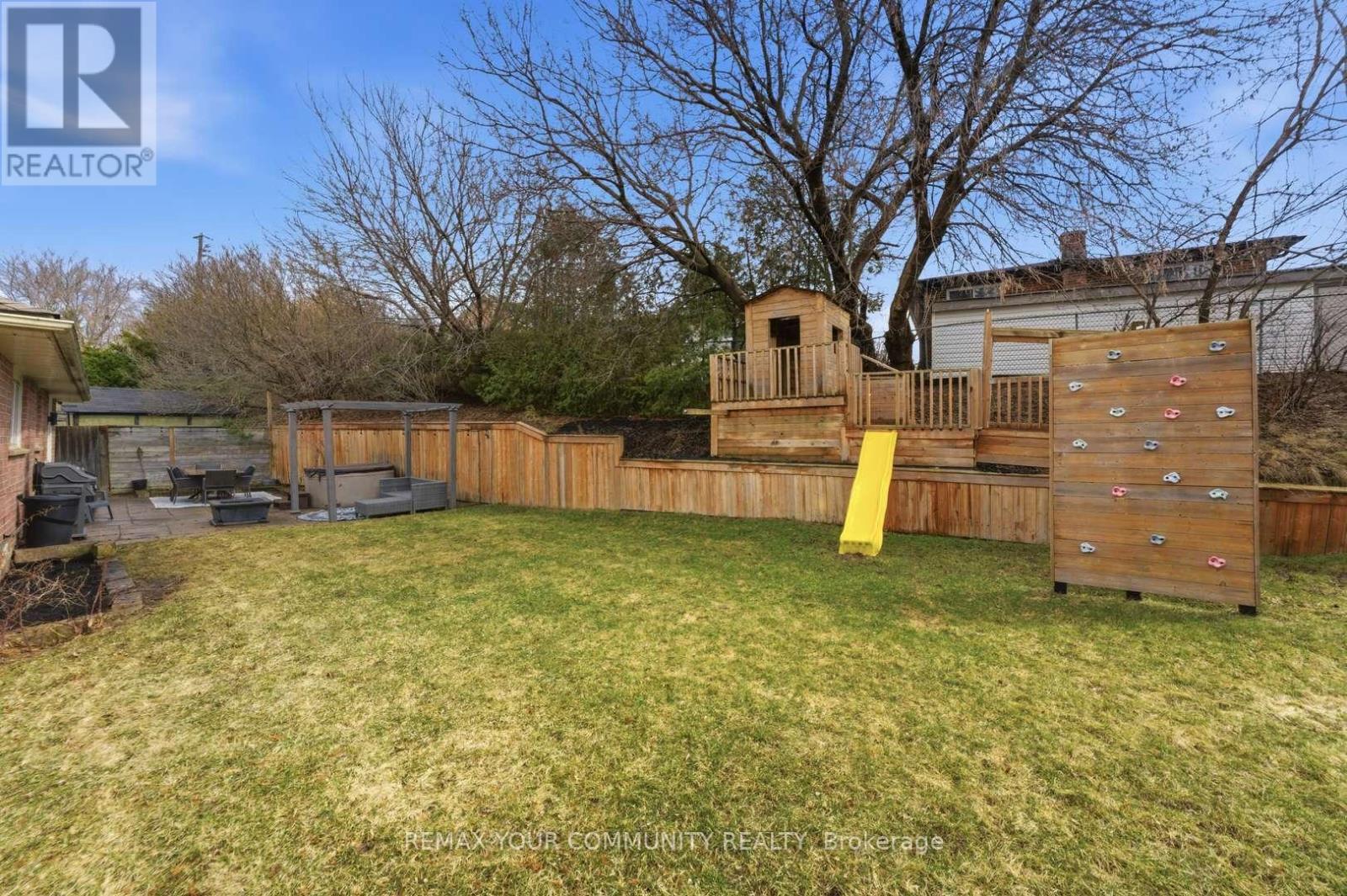 17 Fox Run Lane, Bradford West Gwillimbury (Bradford), Ontario L3Z 2J1 - Photo 33 - N12971786