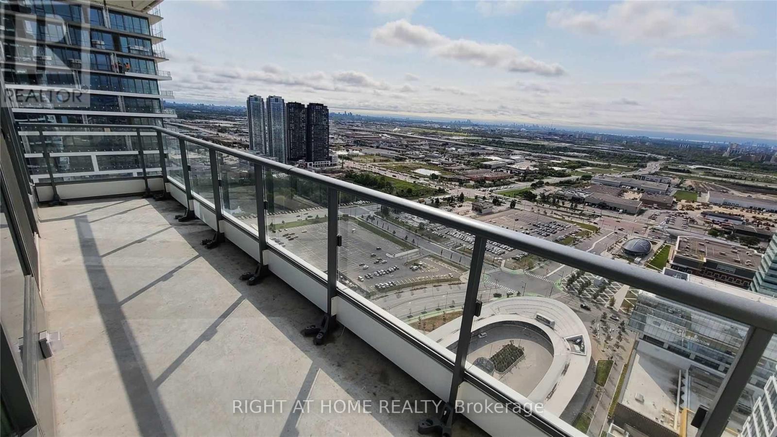 5703 - 898 Portage Parkway, Vaughan, Ontario  L4K 0J6 - Photo 19 - N12971858