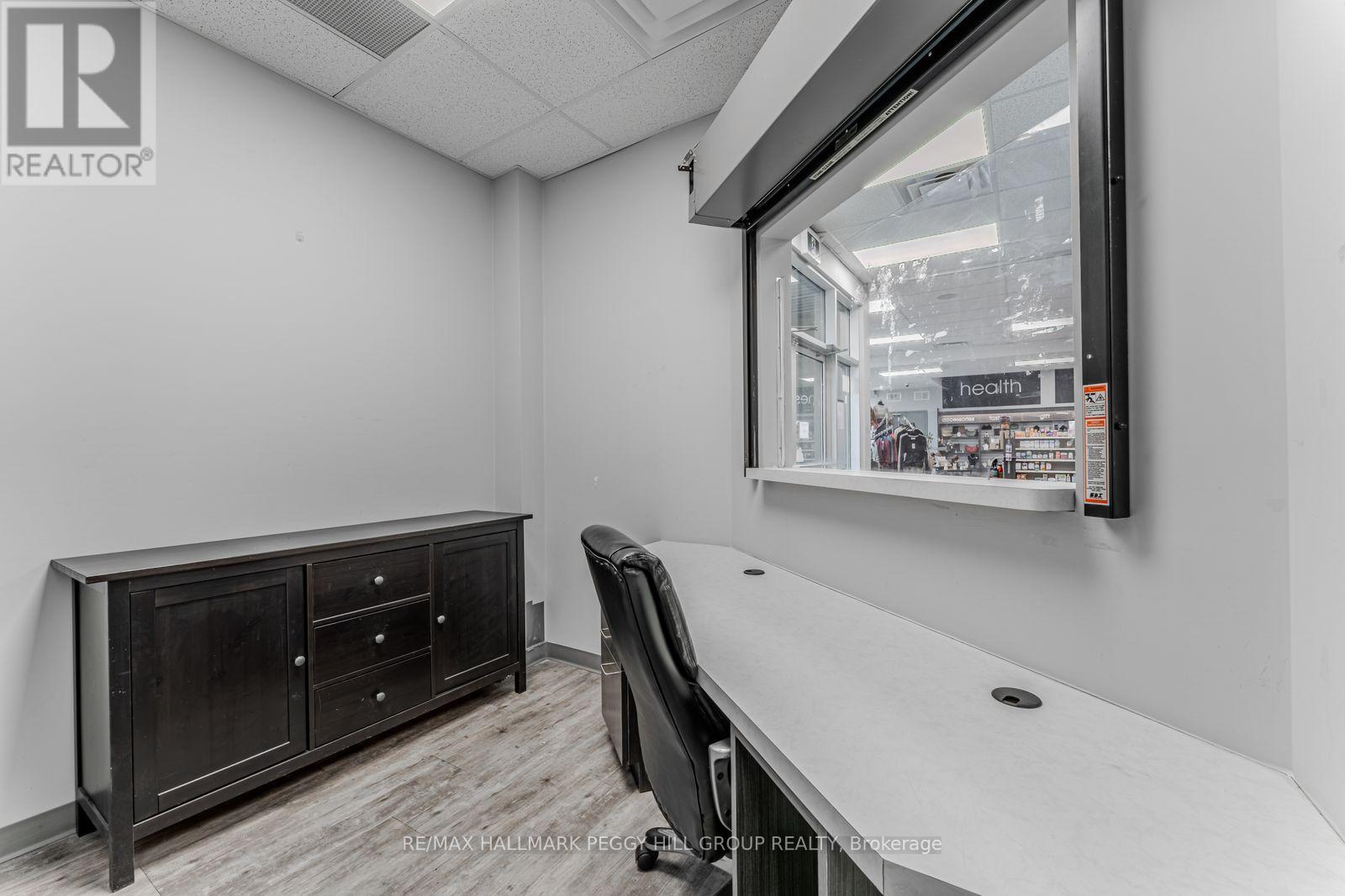 Main B - 1081 Innisfil Beach Road, Innisfil, Ontario  L9S 0N2 - Photo 5 - N12971862