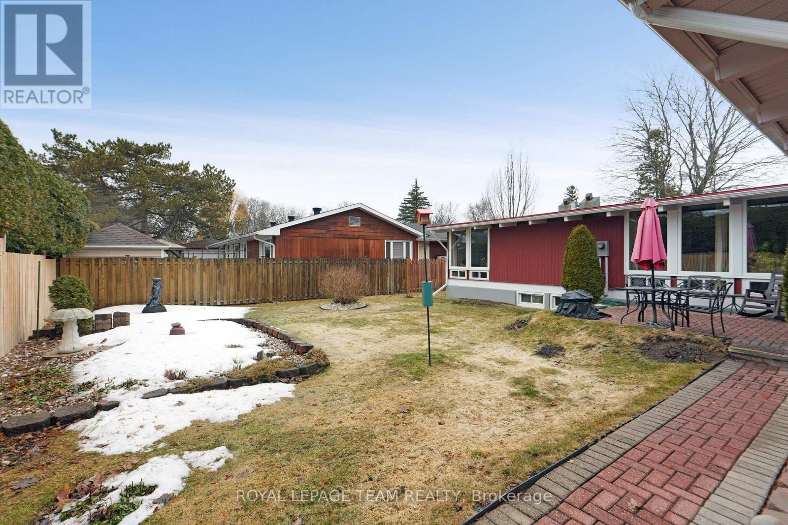 26 Nanaimo Drive, Ottawa, Ontario  K2H 6X7 - Photo 37 - X12964914