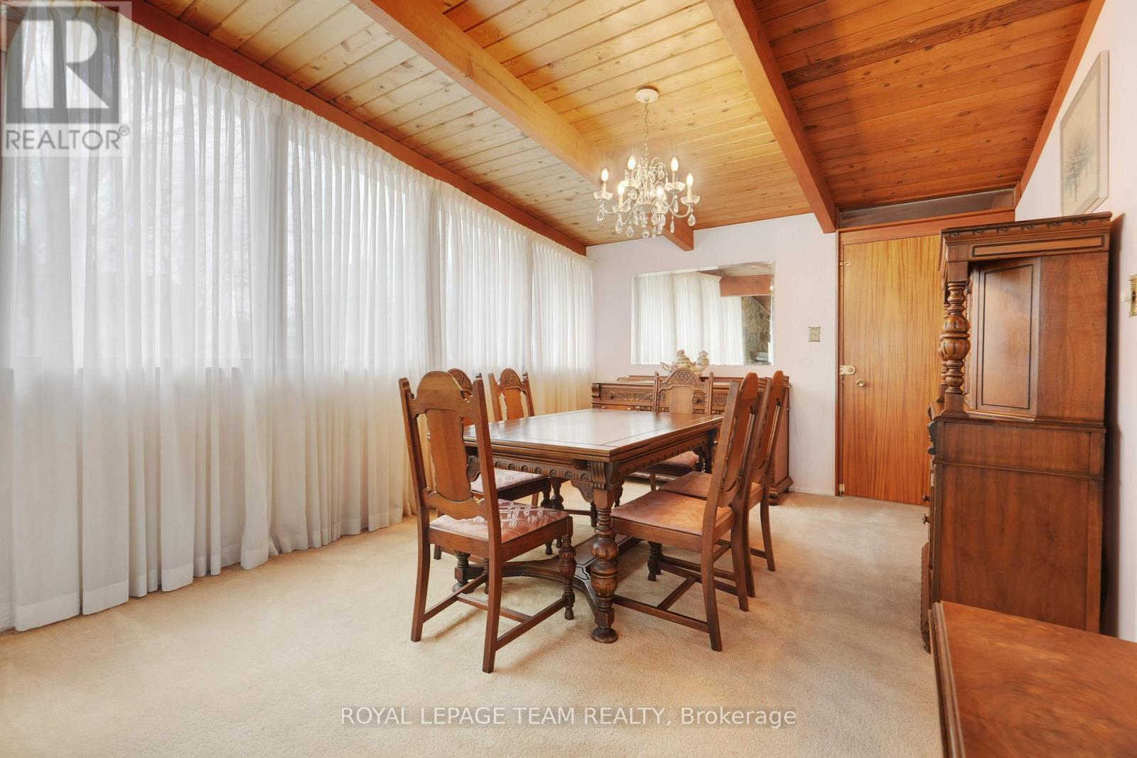 26 Nanaimo Drive, Ottawa, Ontario  K2H 6X7 - Photo 8 - X12964914