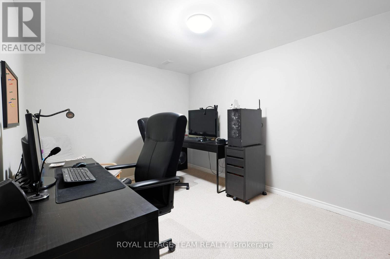 26 Nanaimo Drive, Ottawa, Ontario  K2H 6X7 - Photo 34 - X12964914