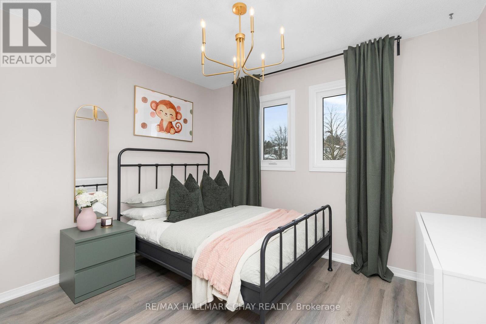 25 Garden Drive, Barrie, Ontario  L4N 5T8 - Photo 11 - S12971762