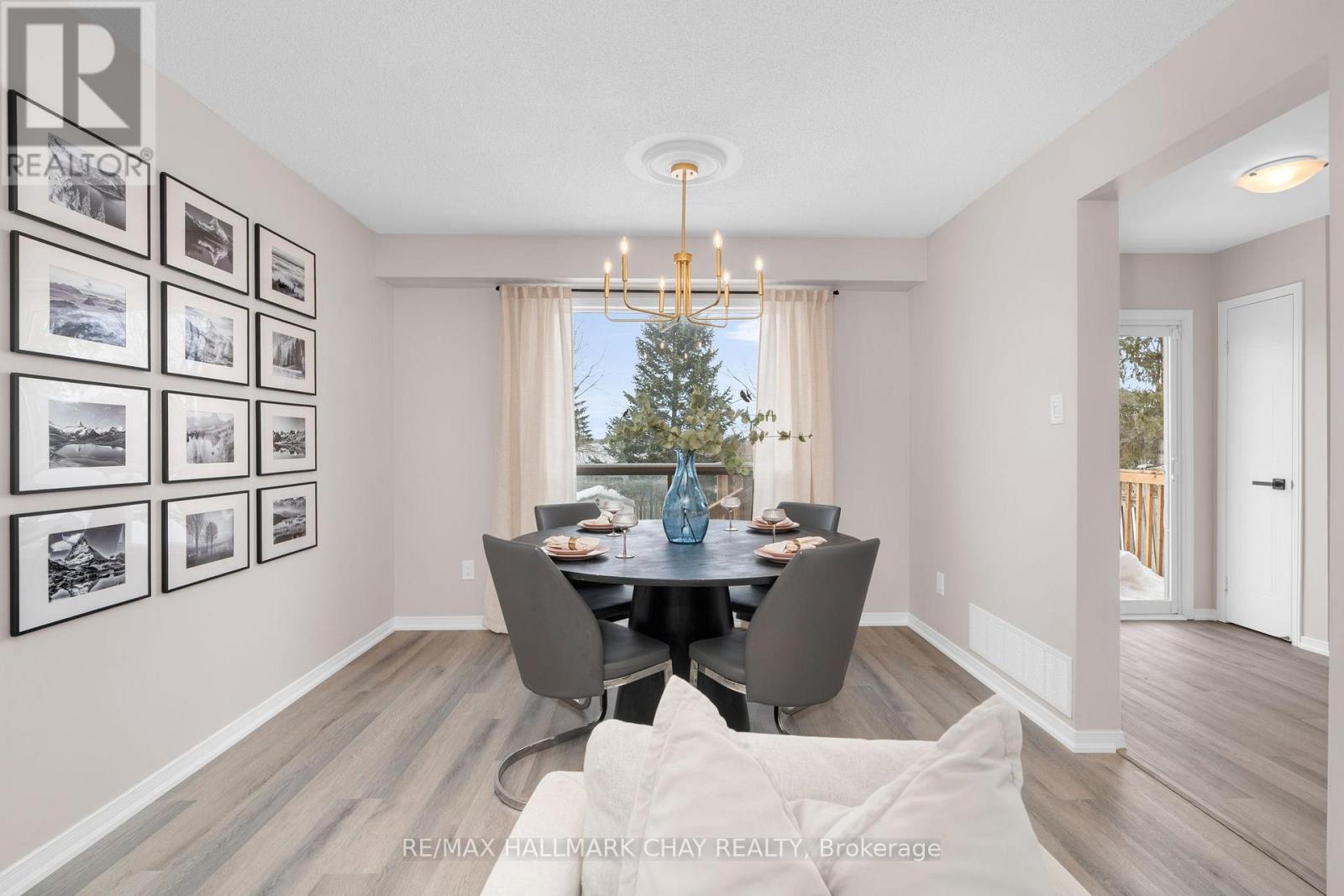 25 Garden Drive, Barrie, Ontario  L4N 5T8 - Photo 7 - S12971762