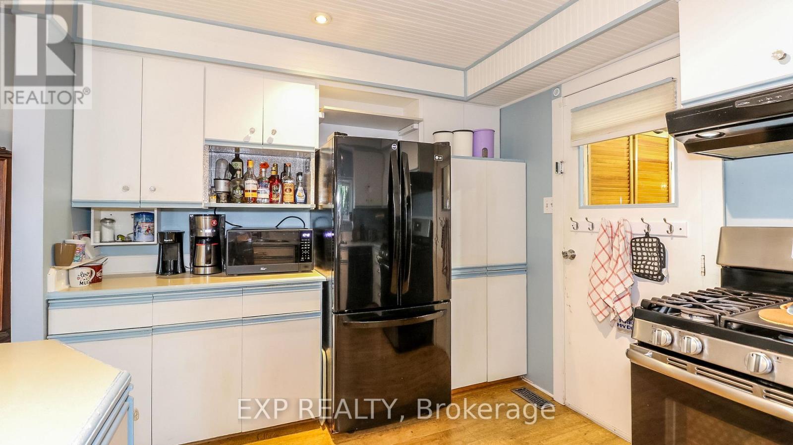 218 Jephson Street, Tay (Victoria Harbour), Ontario  L0K 2A0 - Photo 13 - S12971778