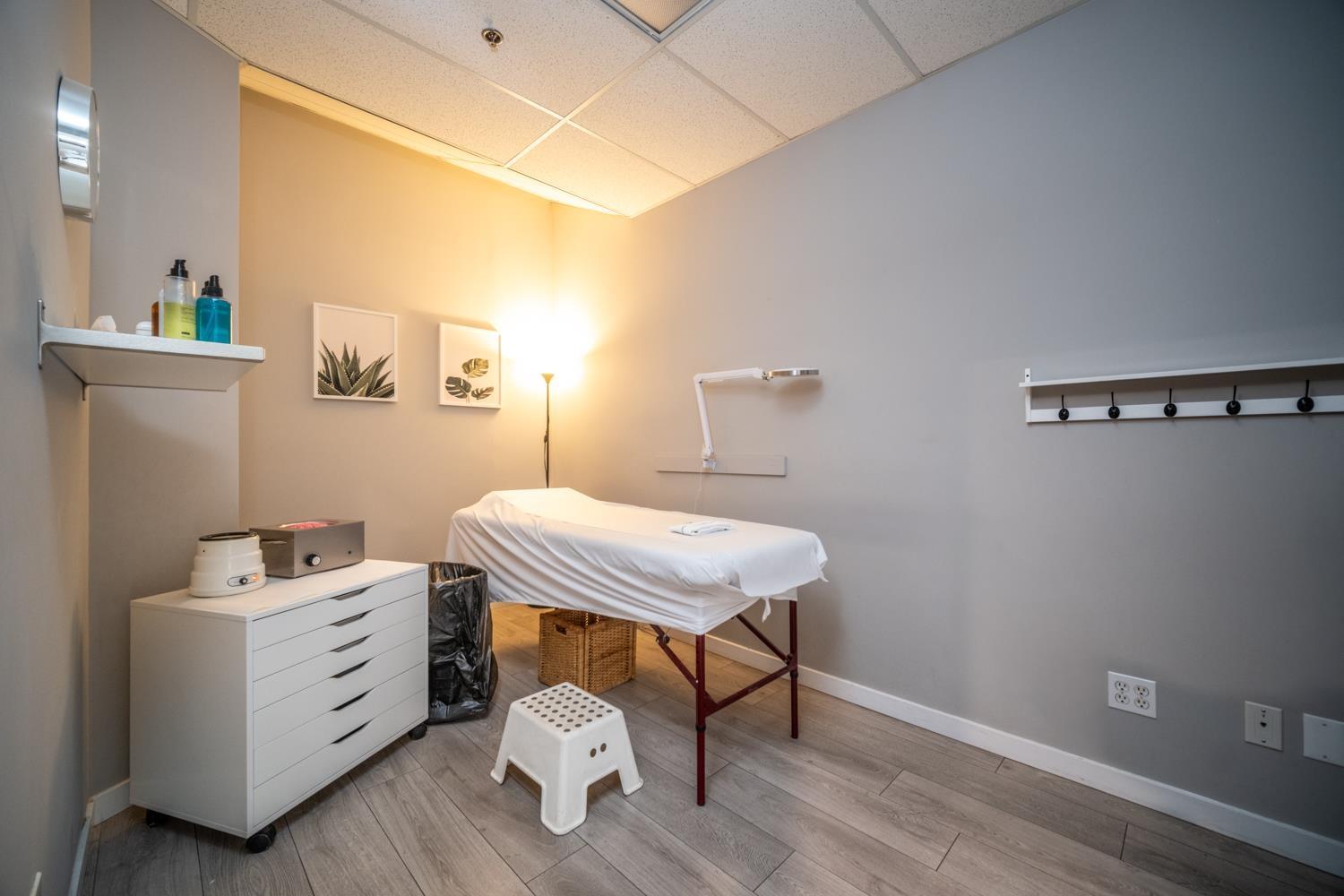 19897 56 Avenue, Langley, British Columbia  V3A 3Y1 - Photo 3 - C8077631