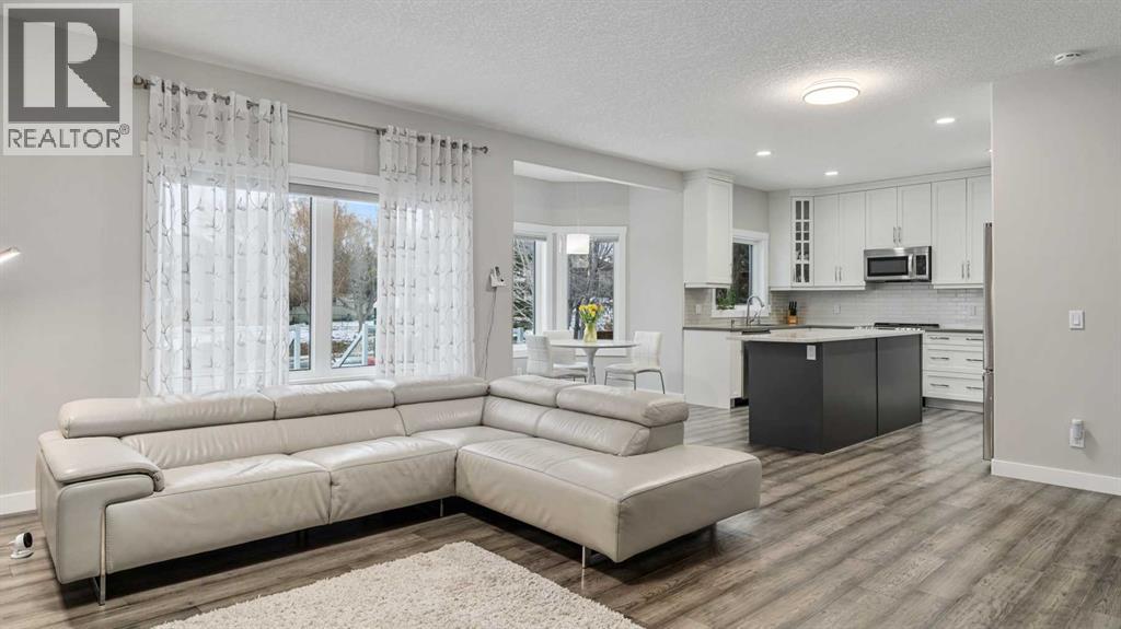 39 Mt Douglas Point Se, Calgary, Alberta  T2Z 3J6 - Photo 3 - A2289197