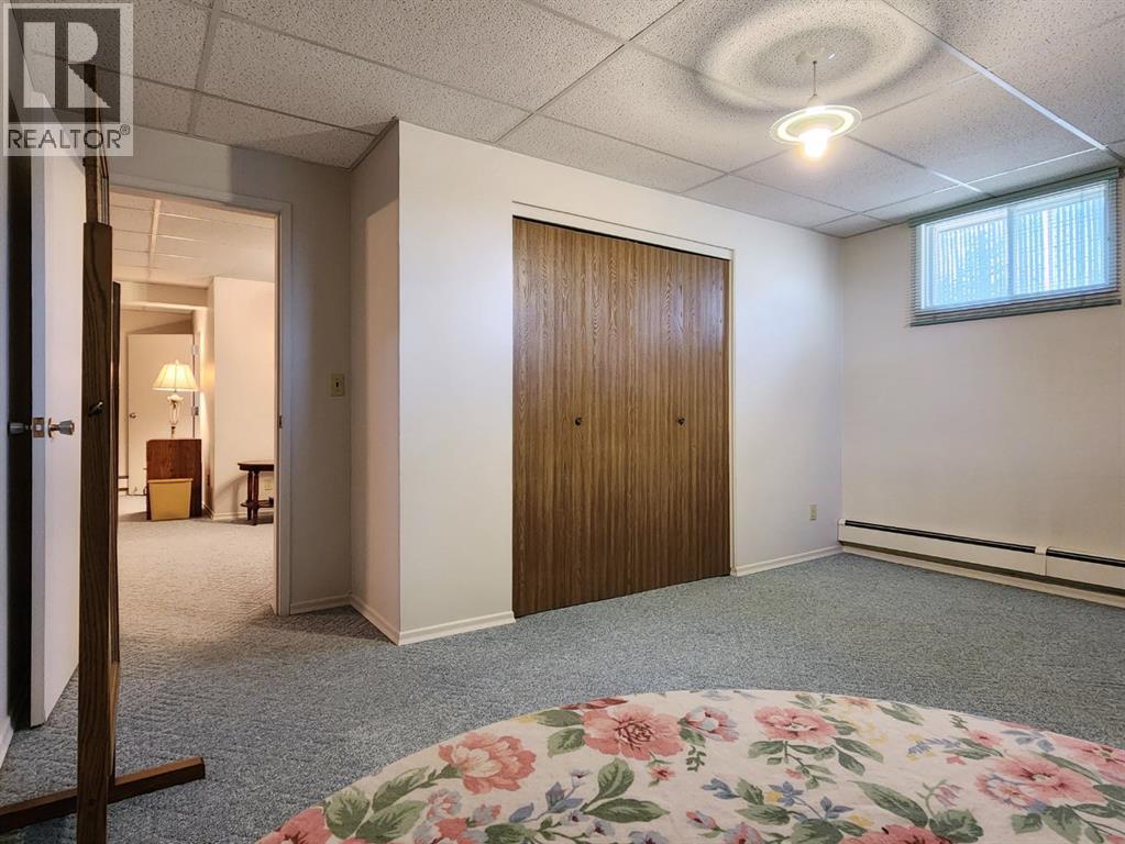 112 43 Avenue W, Claresholm, Alberta  T0L 0T0 - Photo 30 - A2273845