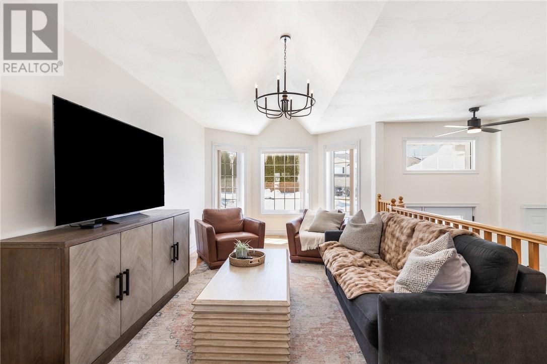 105 Gardenvale Court, Sudbury, Ontario  P3A 5X1 - Photo 10 - 2127037