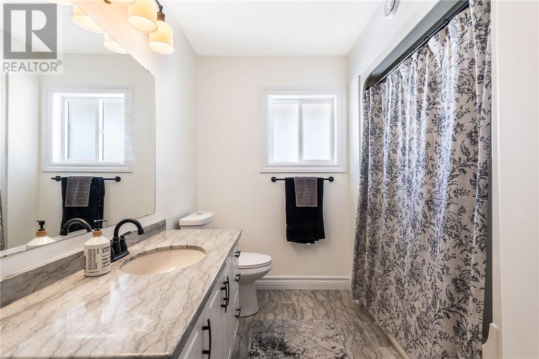 105 Gardenvale Court, Sudbury, Ontario  P3A 5X1 - Photo 38 - 2127037