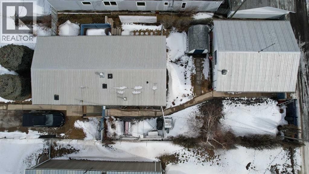 313 3 Avenue E, Hanna, Alberta  T0J 1P0 - Photo 47 - A2291761