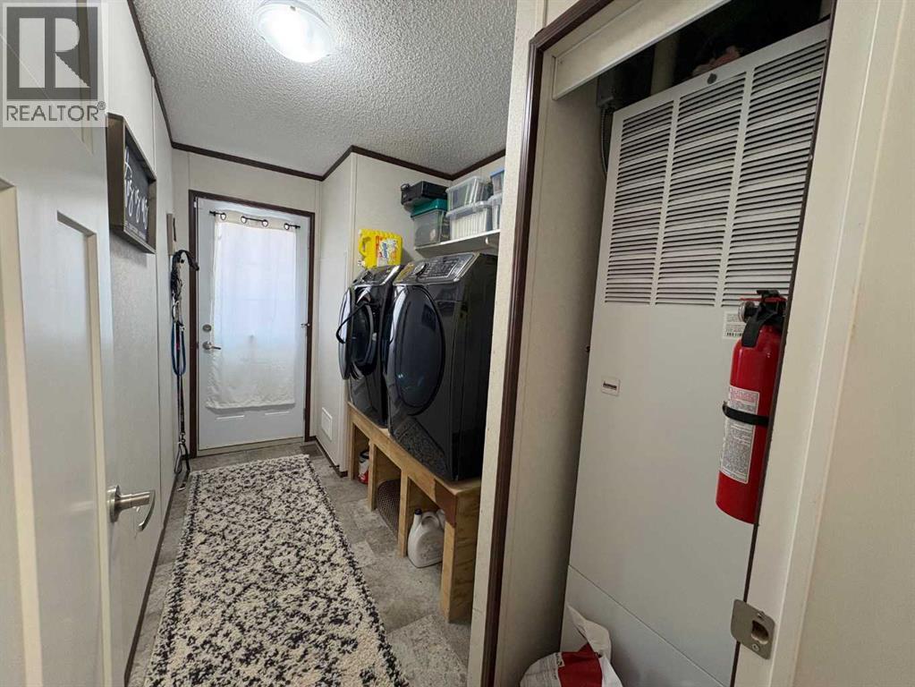 71, 4000 Minto Street, Penhold, Alberta  T0M 1R0 - Photo 22 - A2298878
