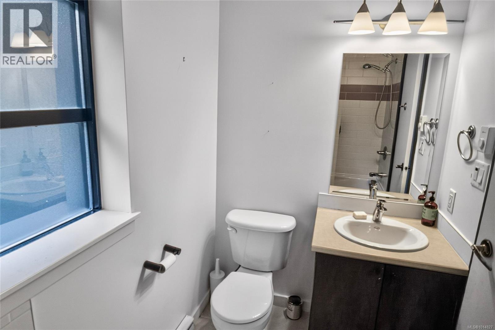 204 591 Pfeiffer Cres, Tofino, British Columbia  V0R 2Z0 - Photo 22 - 1014827