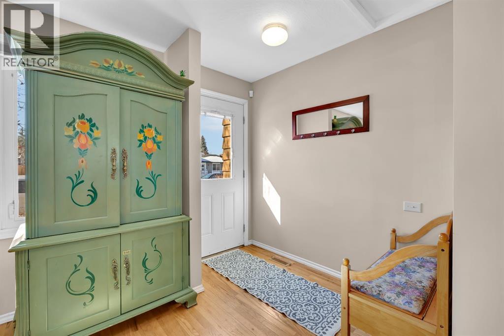 36 Alpine Crescent SE, Airdrie, Alberta  T4B 1K8 - Photo 2 - A2297886