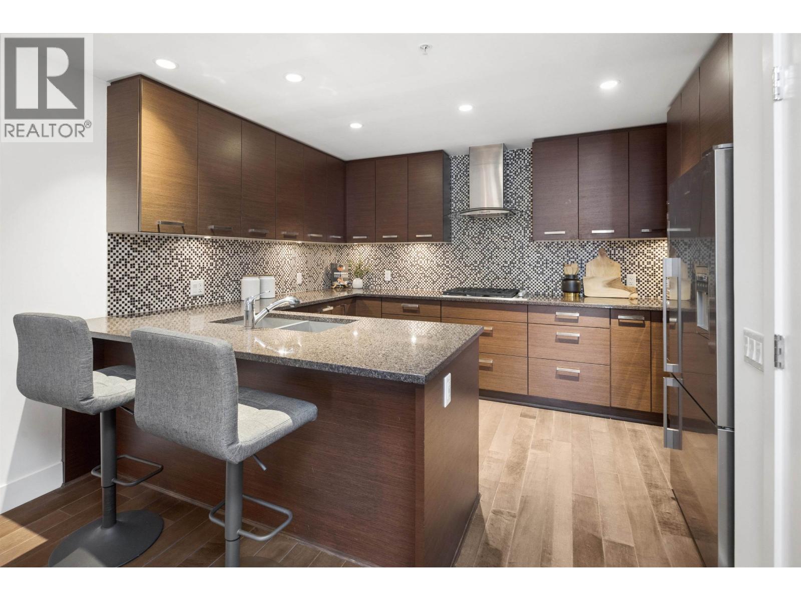 406 210 W 13 Street, North Vancouver, British Columbia  V7M 1N7 - Photo 7 - R3108370