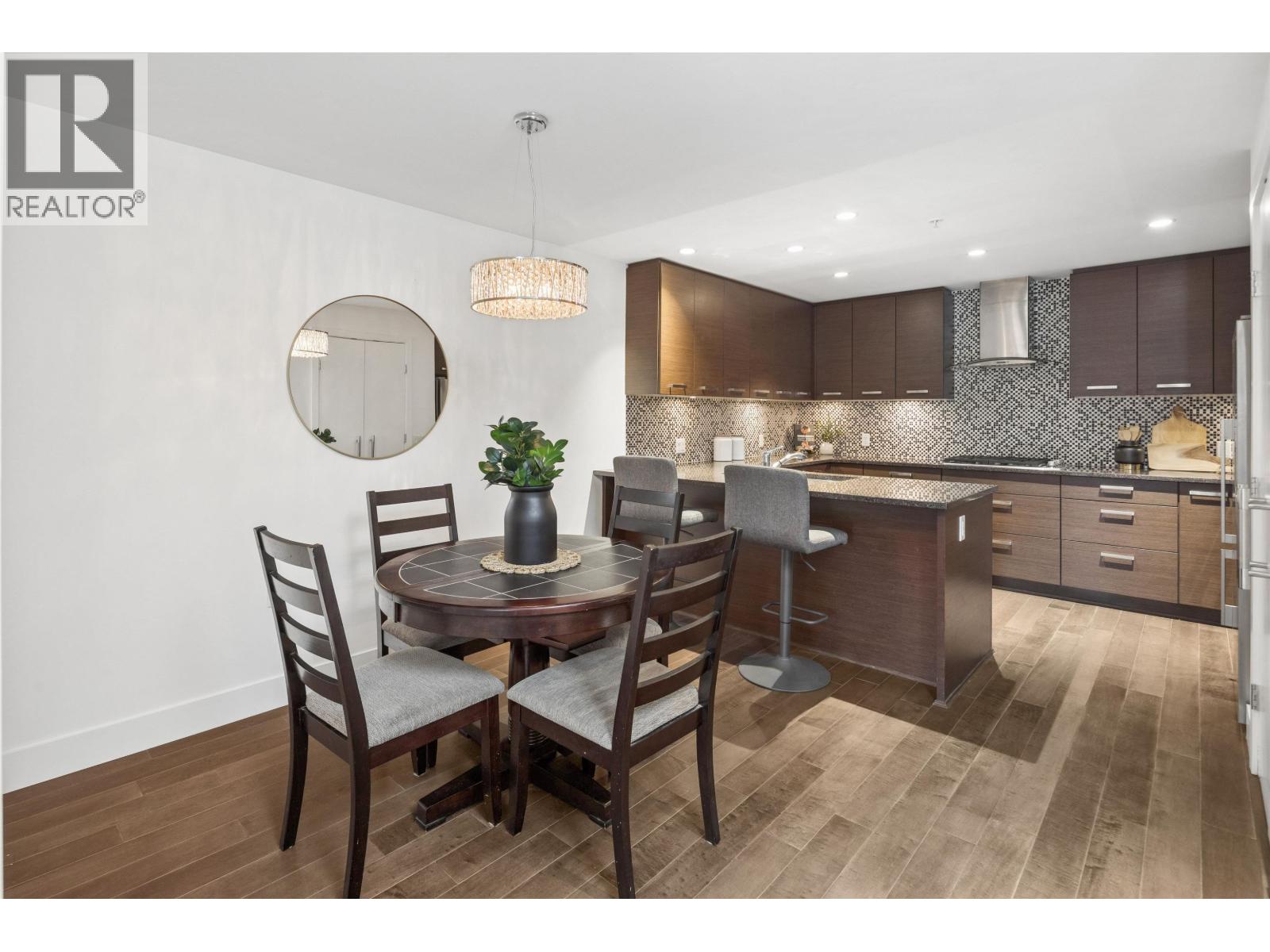 406 210 W 13 Street, North Vancouver, British Columbia  V7M 1N7 - Photo 6 - R3108370