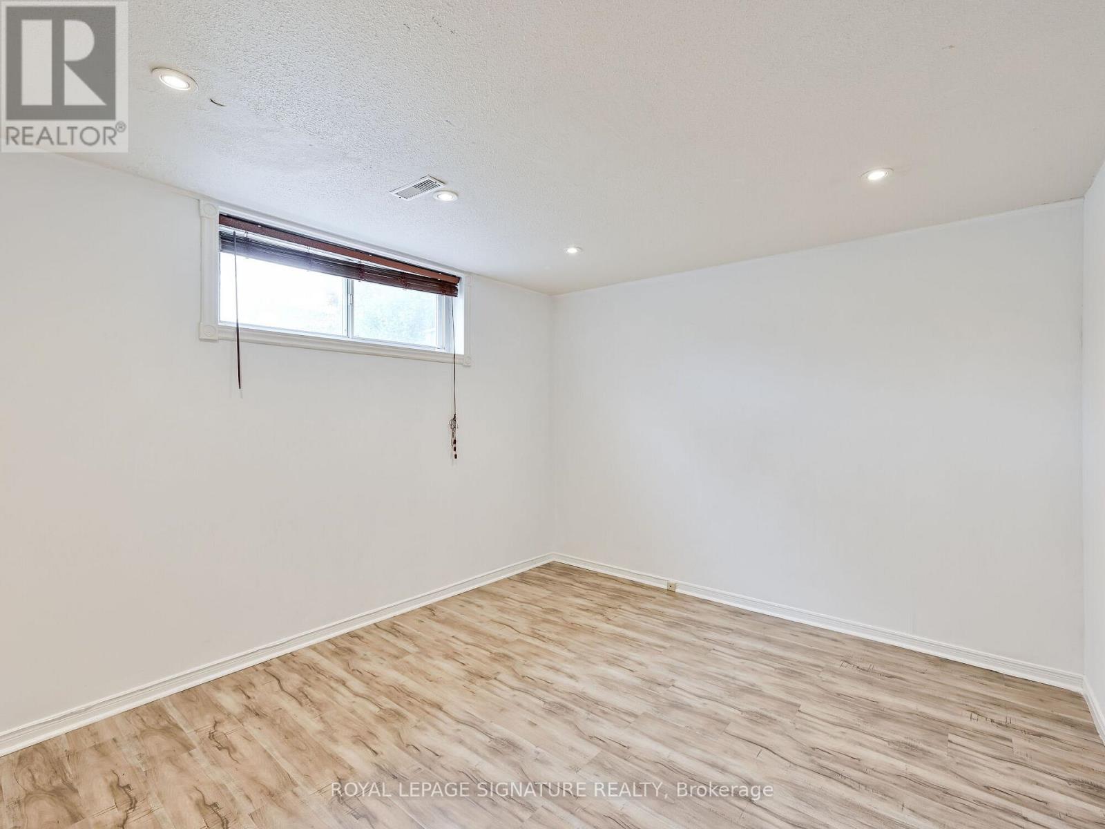 1195 Chada Avenue, Mississauga, Ontario  L5C 1P8 - Photo 27 - W12971760