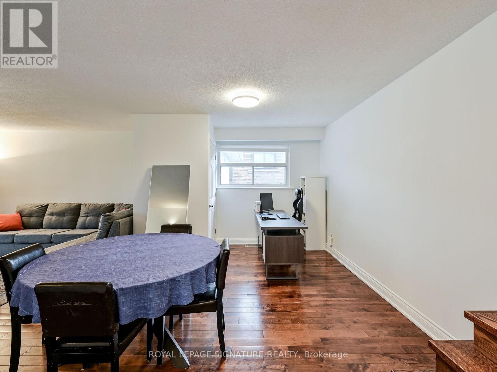 1195 Chada Avenue, Mississauga, Ontario  L5C 1P8 - Photo 8 - W12971760